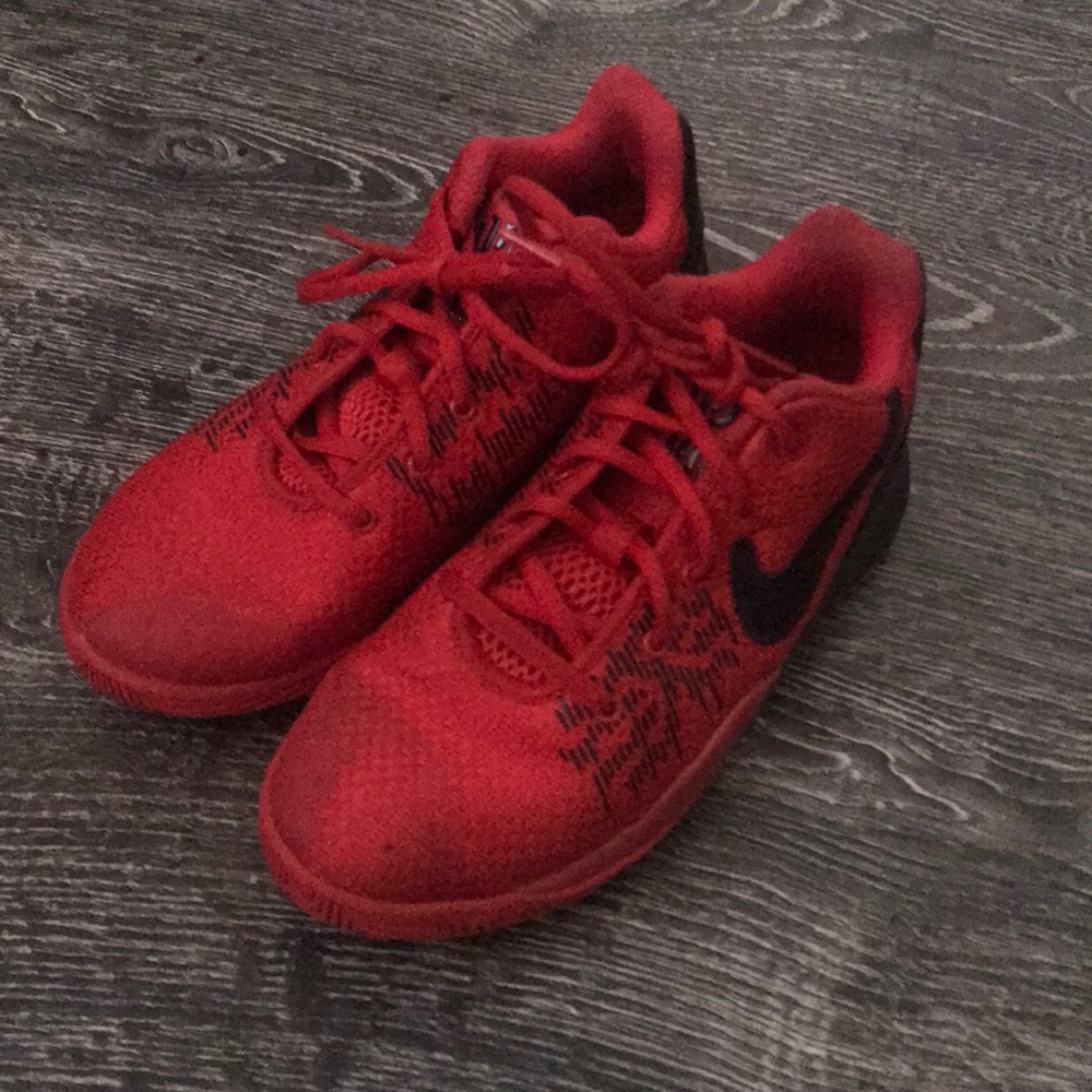 Kyrie Irving basketball shoes